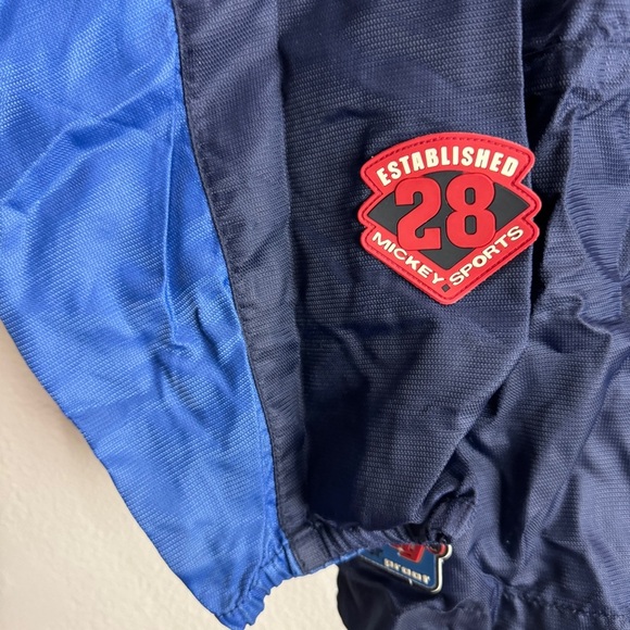 Disneyland Vintage Windbreaker Mickey Weather Proof Jacket Size Medium - Picture 2 of 11